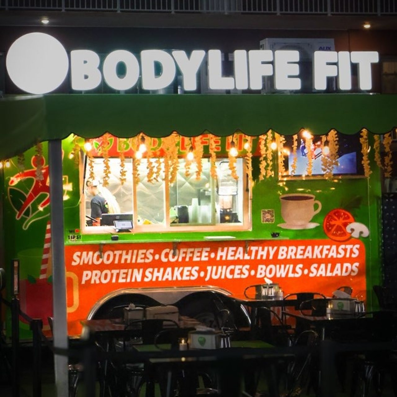 Your Daily Kitchen on Wheels